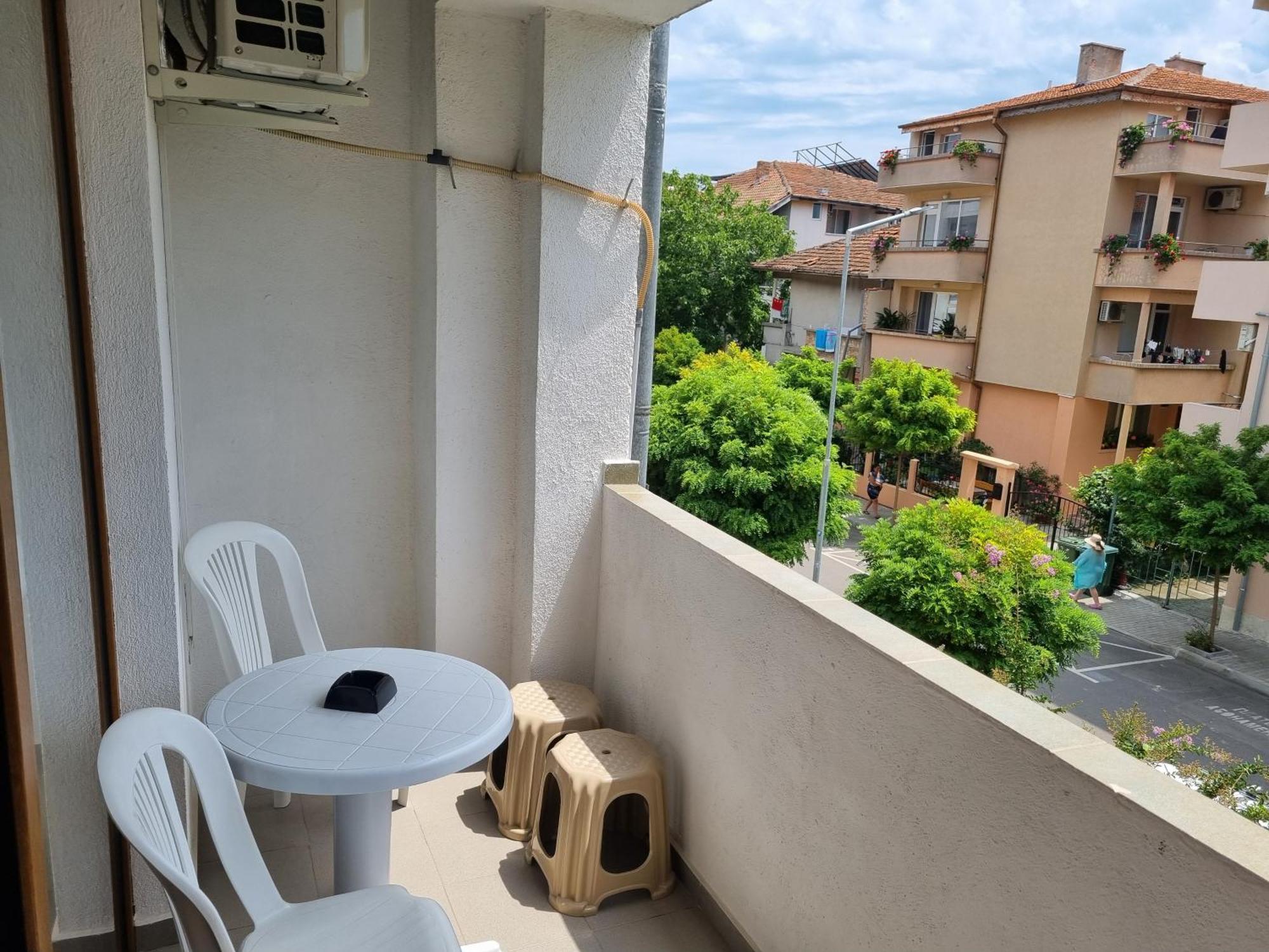 Guest House Trakia Primorsko Ngoại thất bức ảnh