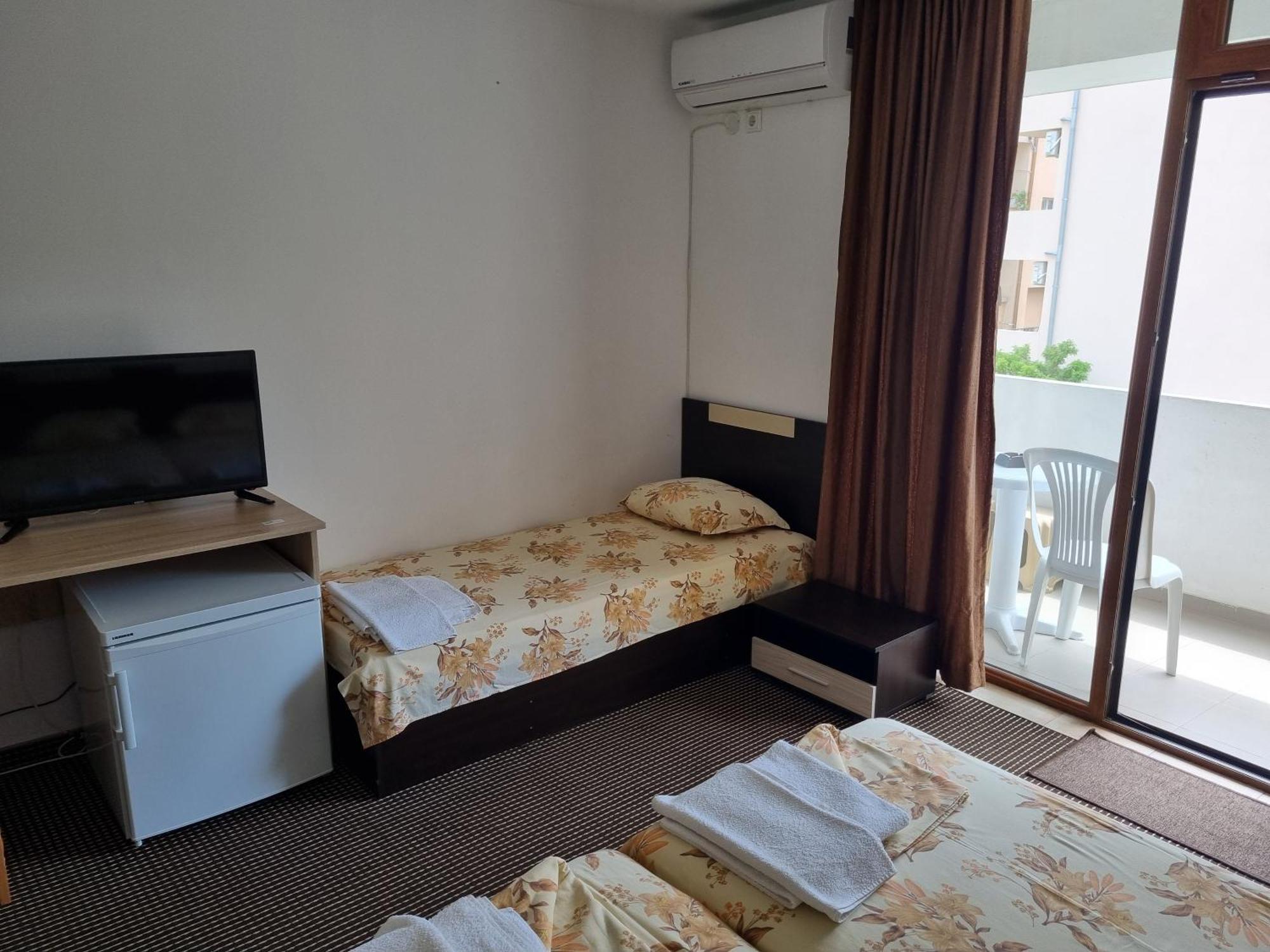 Guest House Trakia Primorsko Ngoại thất bức ảnh