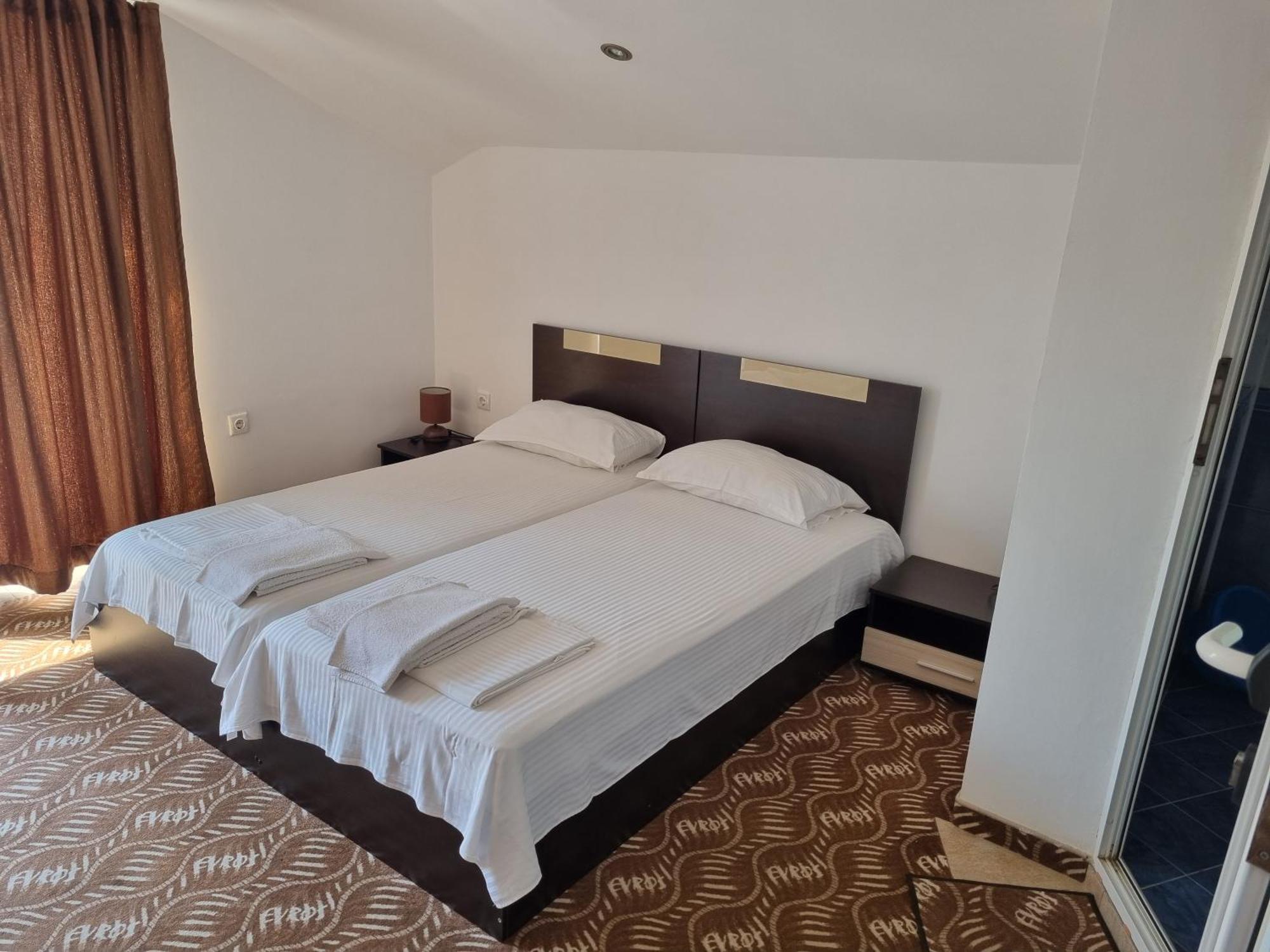 Guest House Trakia Primorsko Ngoại thất bức ảnh