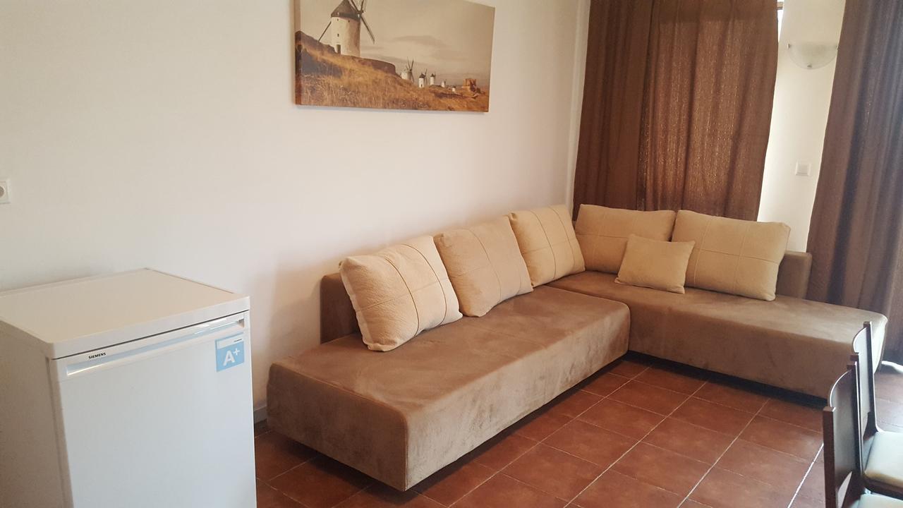 Guest House Trakia Primorsko Ngoại thất bức ảnh